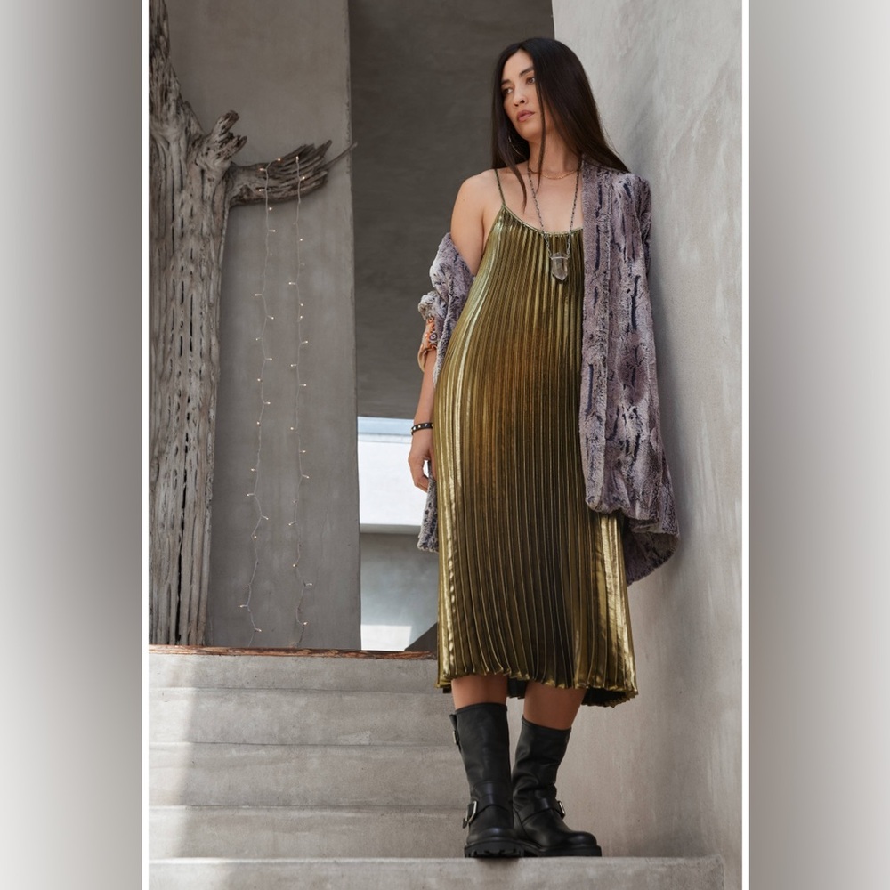Johnny Was Golden Gem Pleated Midi Dress Size XS New Metallic Holiday Party - Picture 2 of 11